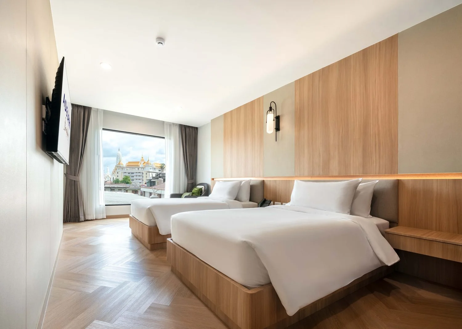 Premier Twin Room 30 sqm with two single beds